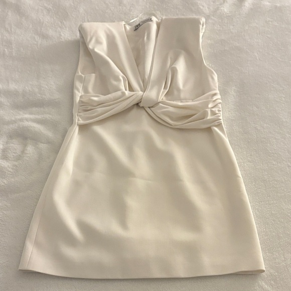 Zara Elegant Cream Mini Dress - Picture 1 of 5